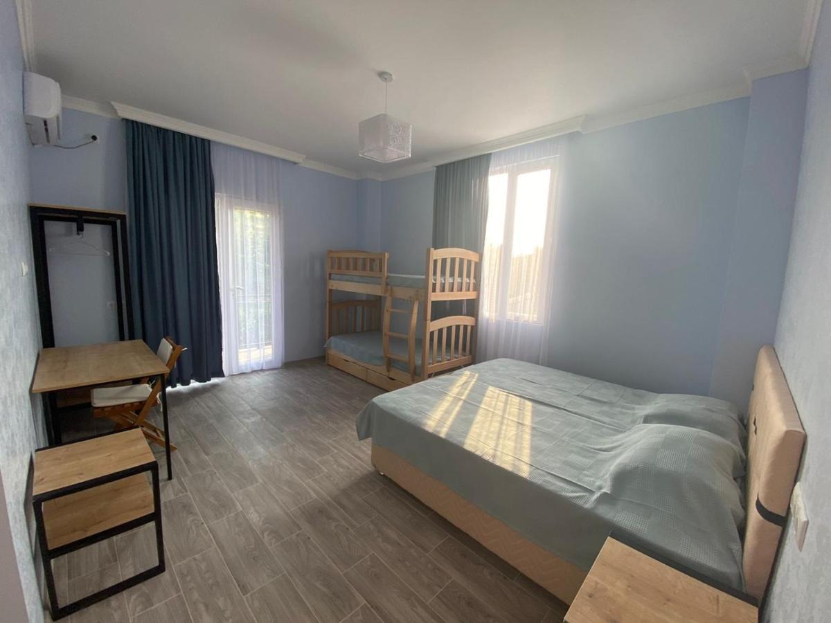 Kemo House Hotel Батуми Екстериор снимка