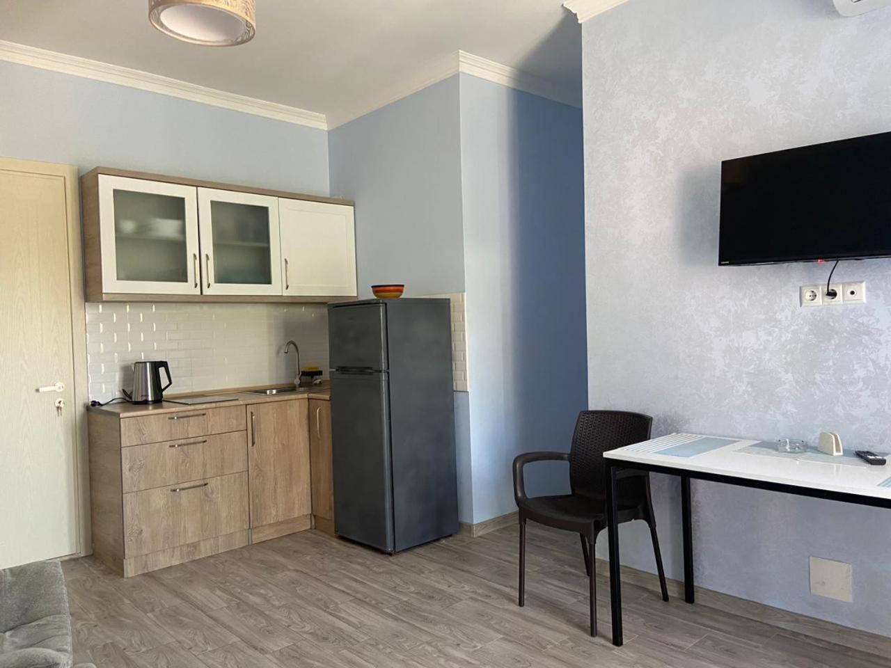 Kemo House Hotel Батуми Екстериор снимка